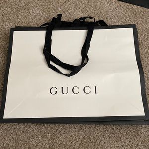Gucci shopping bag